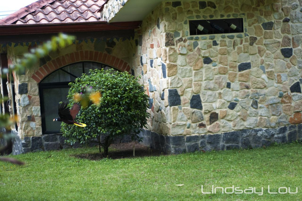 Gingerbread Restaurant & Hotel Nuevo Arenal Kültér fotó